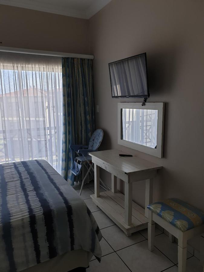 Topanga Holiday Home Uvongo Beach Εξωτερικό φωτογραφία