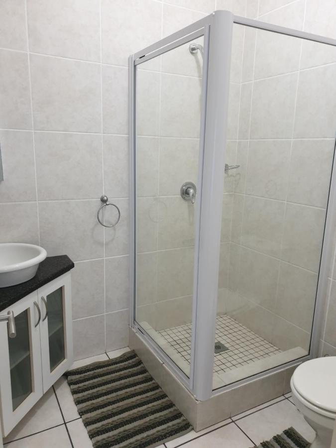 Topanga Holiday Home Uvongo Beach Εξωτερικό φωτογραφία